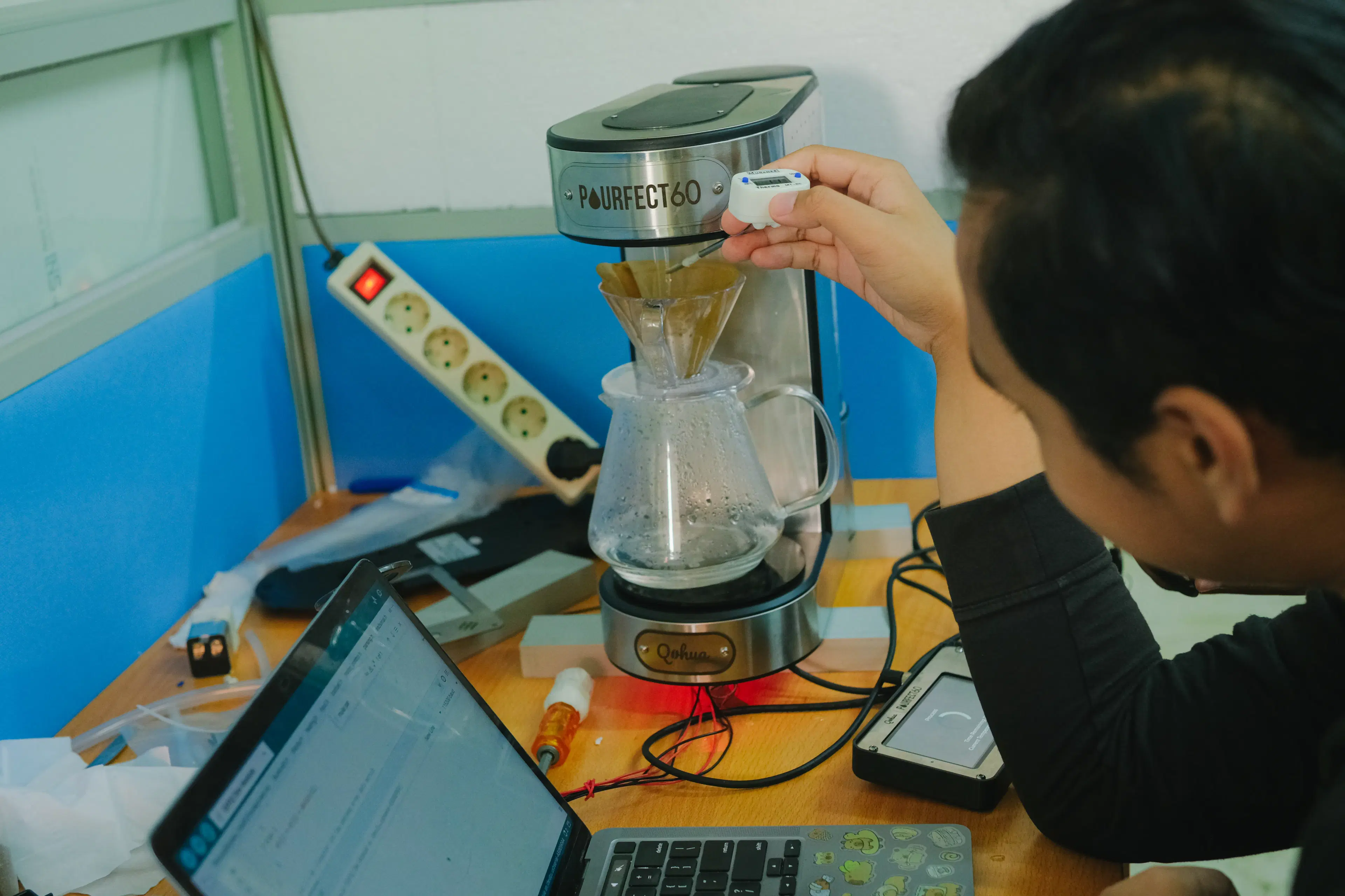 Pengujian Pourfect60 dengan pengukuran suhu